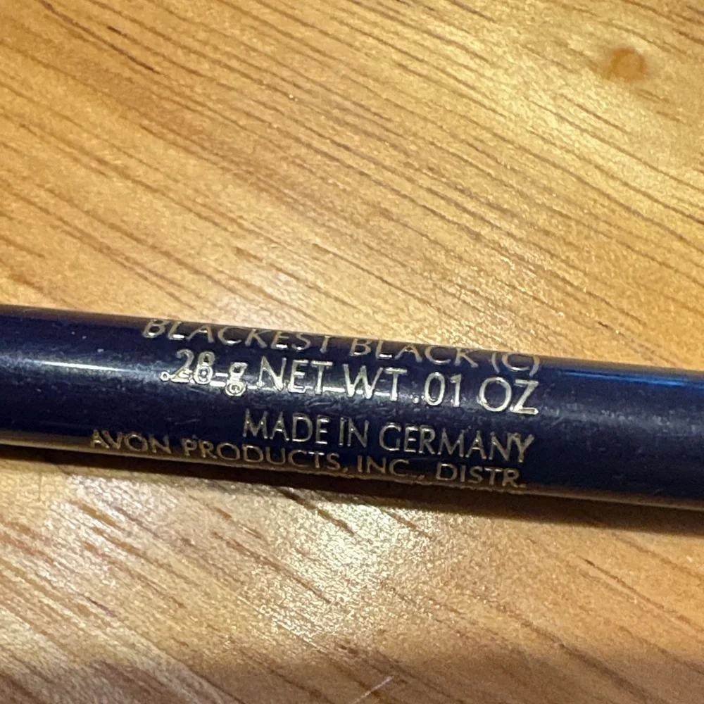 Avon Glimmersticks Eyeliner in Deep Black